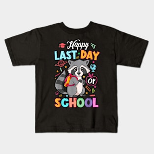 Happy Last Day of School Kid Teacher Cute raccoon Graduation Kids T-Shirt